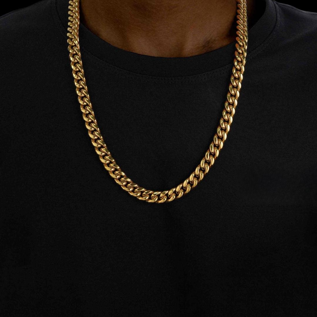 10MM 14K Solid Yellow Gold Cuban Link Chain Neck View