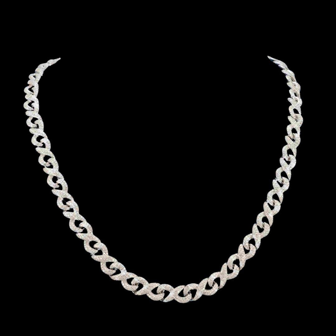 10mm Moissanite Infinity Link Chain in 14K Gold Close Up Front View