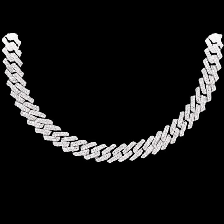 14K Gold 10MM Round Moissanite Cuban Link Chain Close Up View