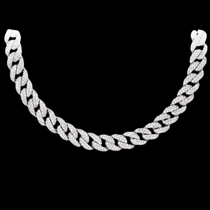 14K Gold 9MM Round Moissanite Cuban Link Chain Close Up View