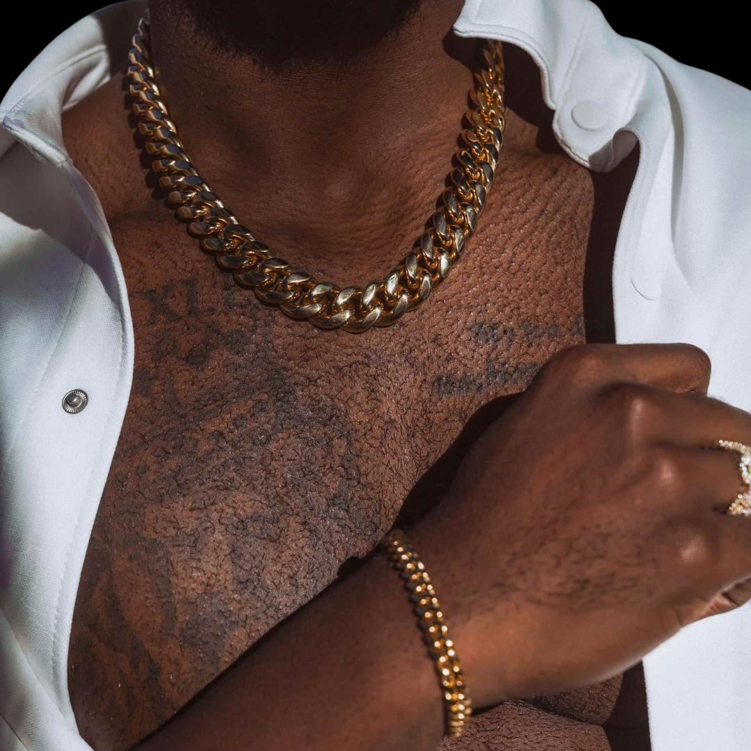 18MM 14K Yellow Gold Cuban Link Chain Neck and Hand View
