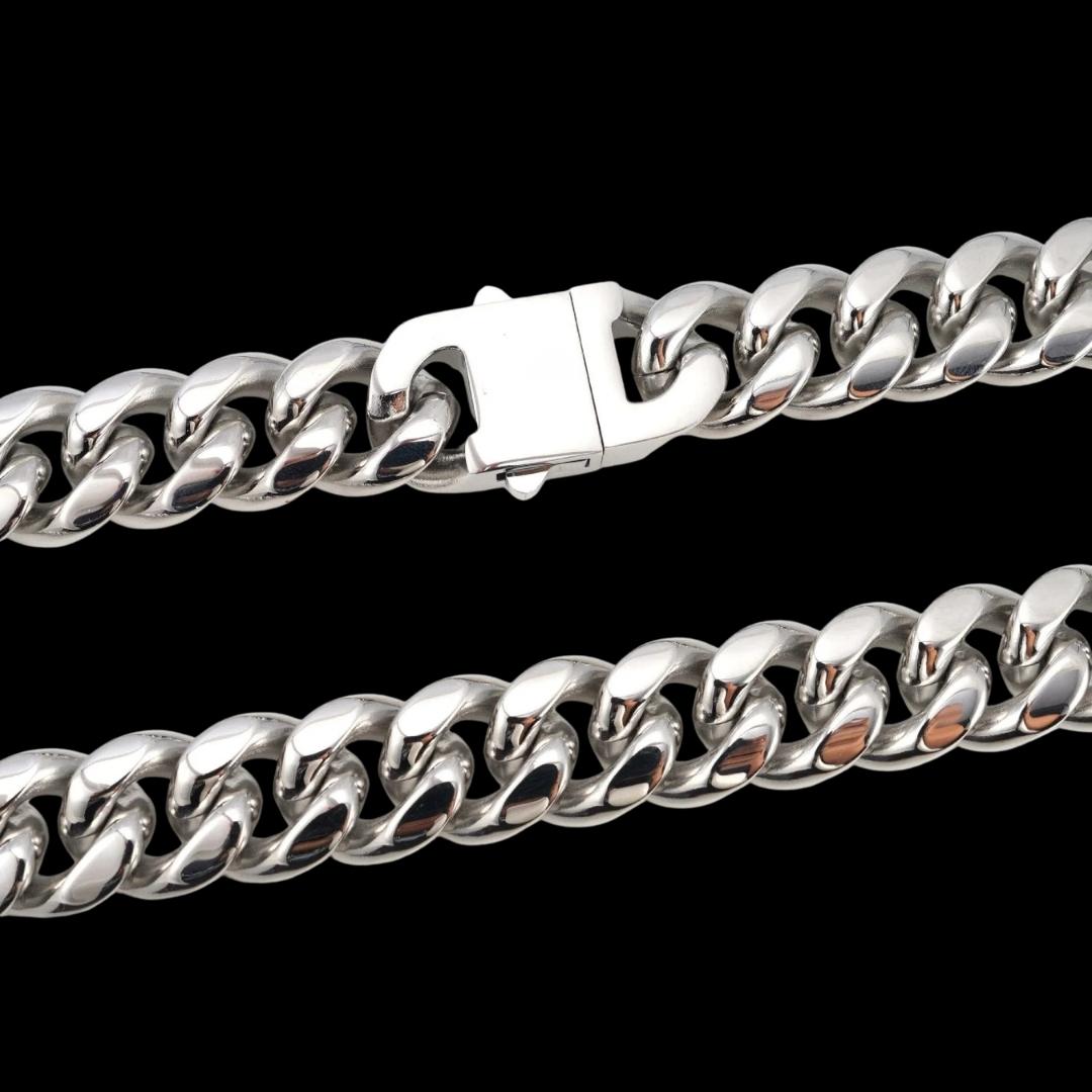 18MM Silver Cuban Chain and Bracelet Set Clasp View