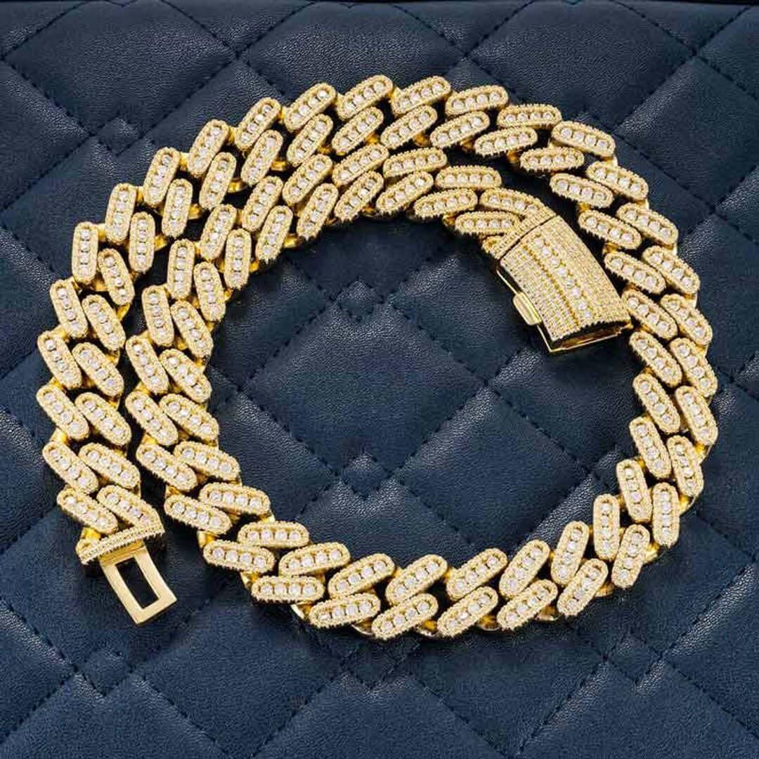 18mm Round Moissanite Cuban Link Chain in 14K Yellow Gold Detailed Close Up View