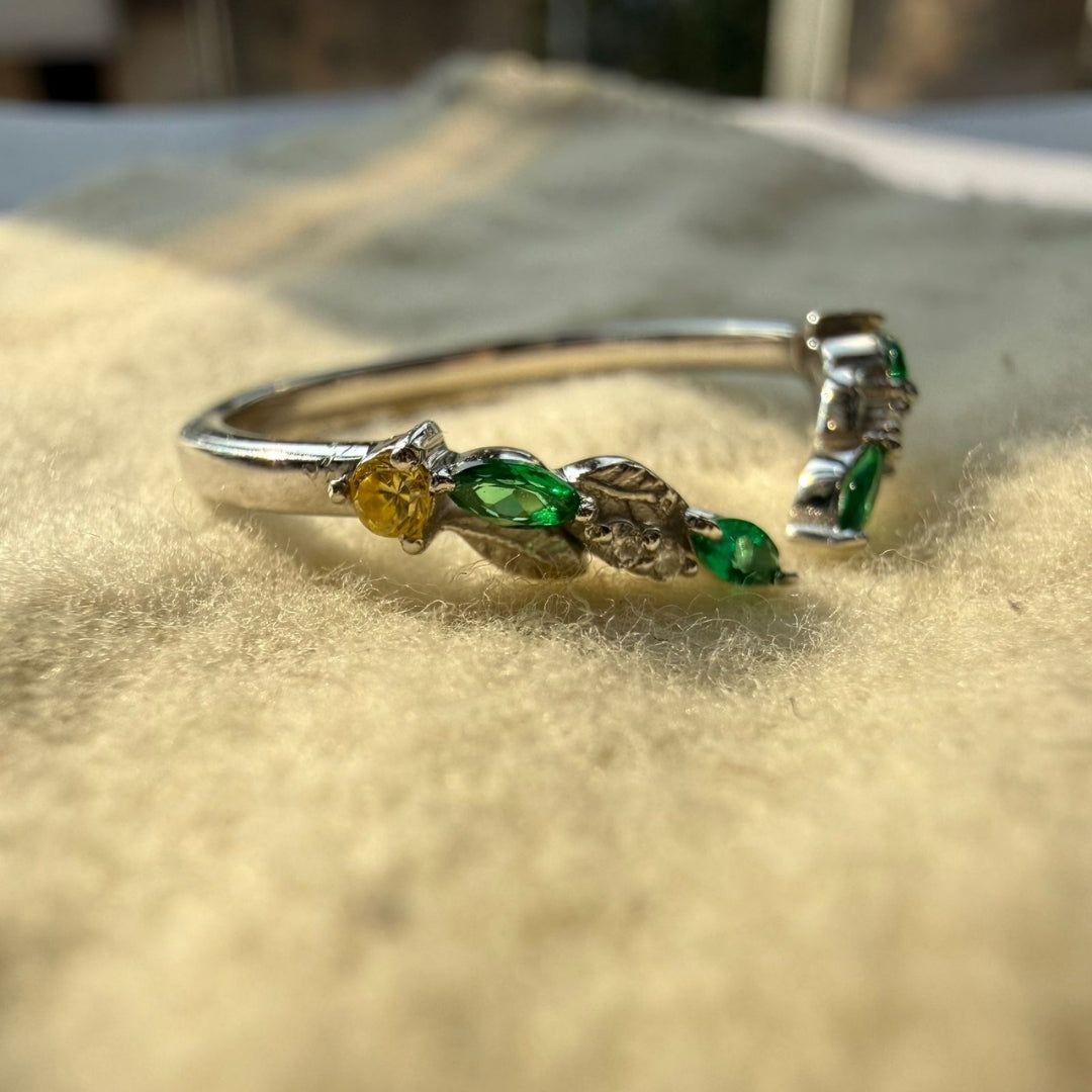 Vintage Style Green AD Diamond Bridal Set For Woman