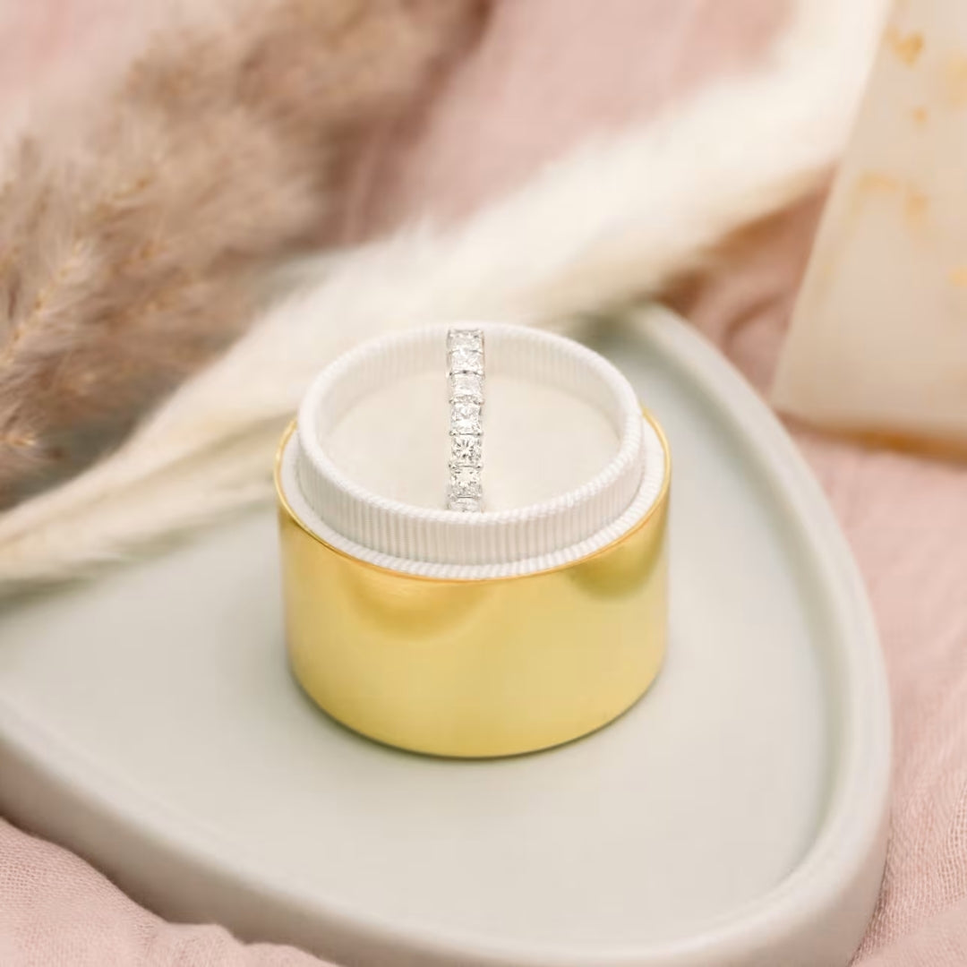 Sophisticatedly Princess Cut Diamond Engagement Band