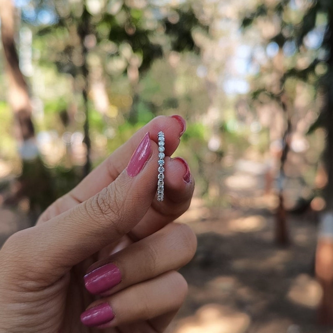 Affordable Round Cut Diamond Engagement Band