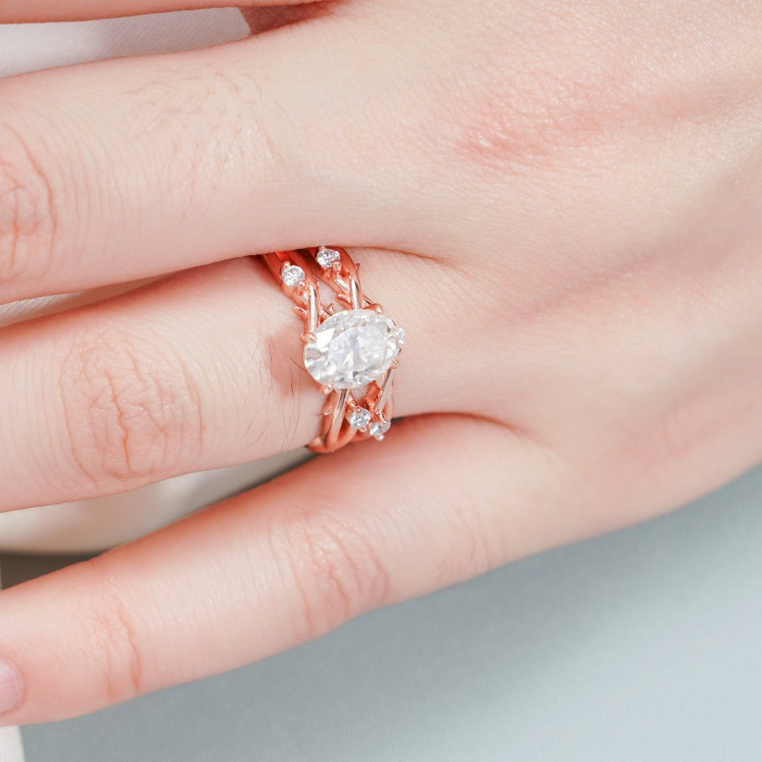 Unaivalled Oval Cut Diamond Handmade Ring