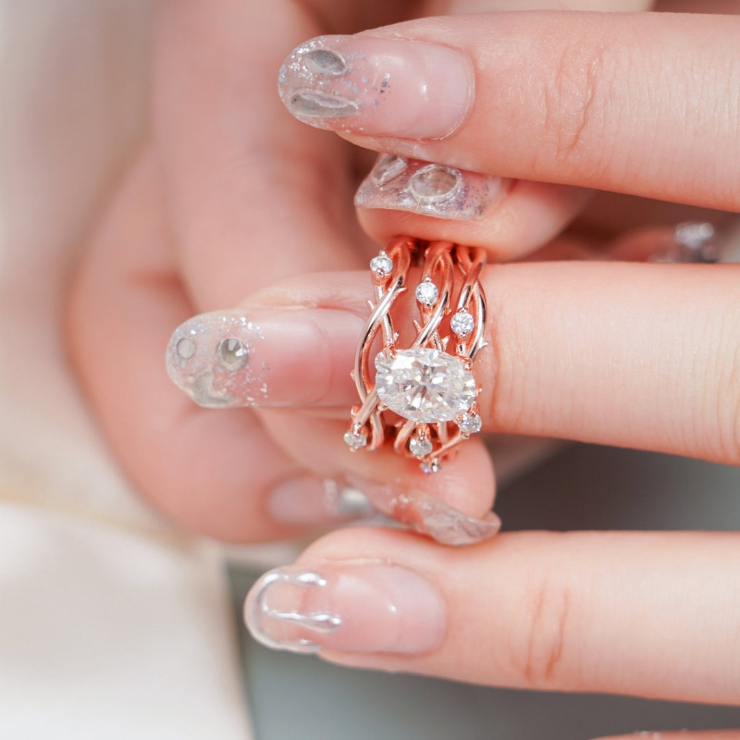 Unaivalled Oval Cut Diamond Handmade Ring