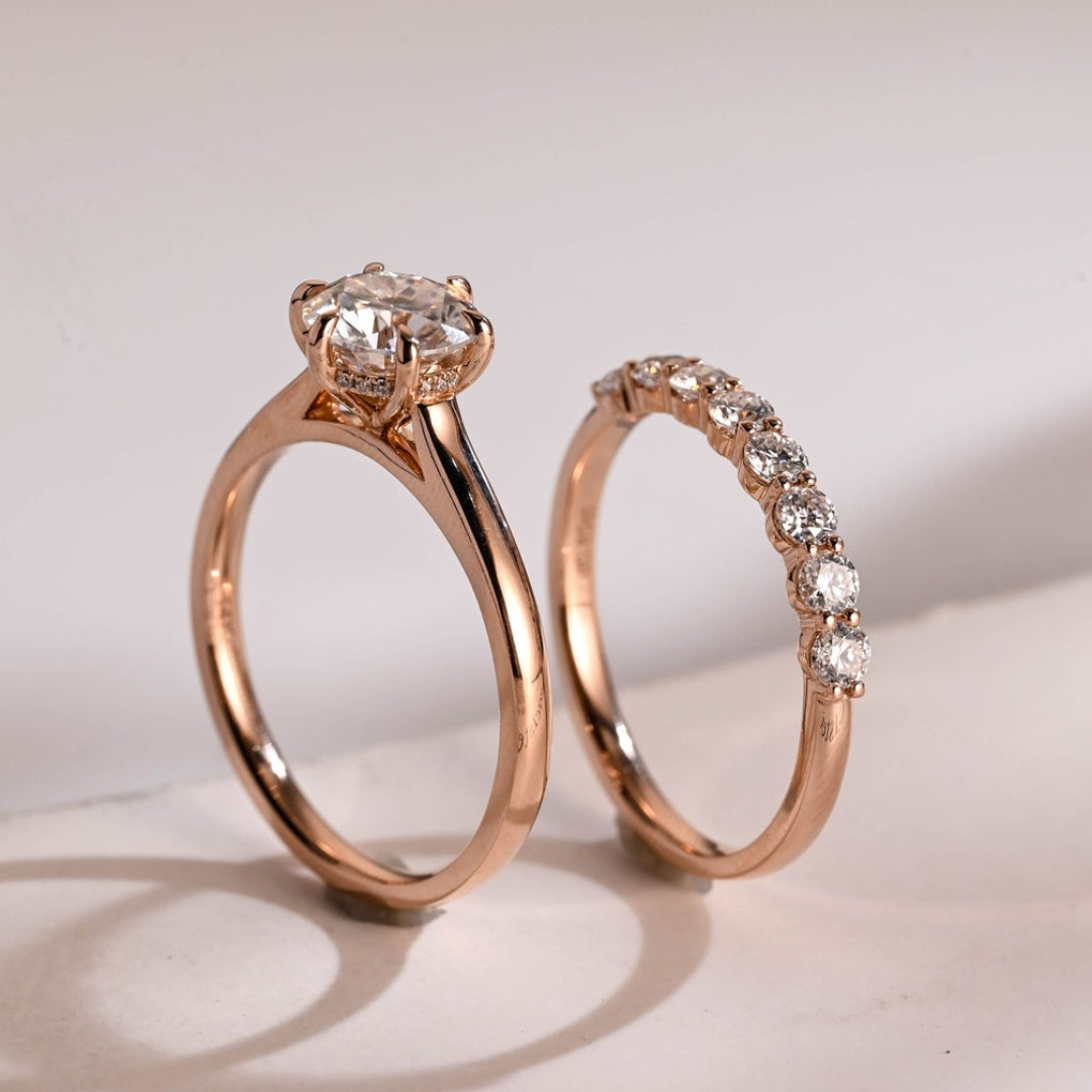 Chandelier Round Cut Diamond Engagement Ring