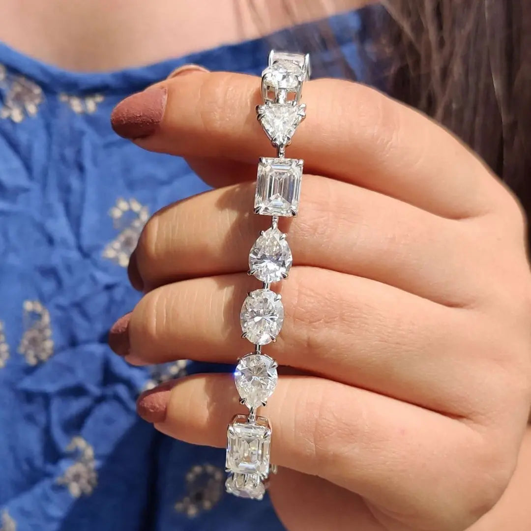 Moissanite 19.31 CT Multi Diamond Mid-century Bracelet Jewel Carts
