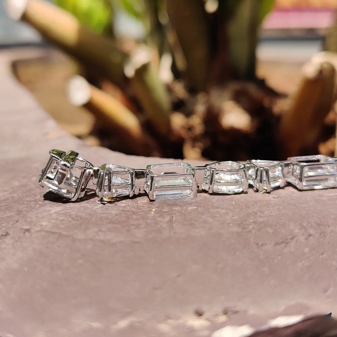 Moissanite 19.31 CT Multi Diamond Mid-century Bracelet Jewel Carts