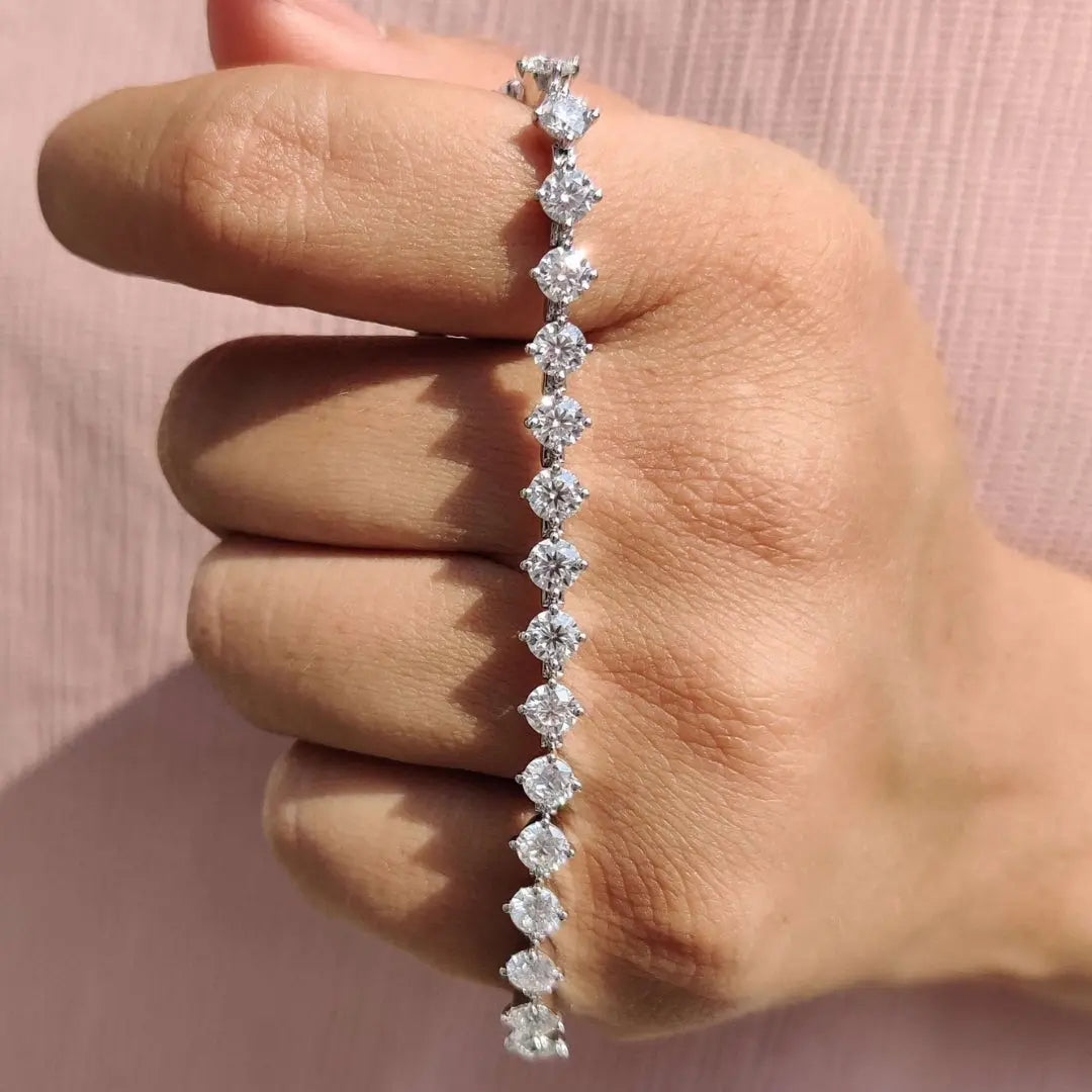 Moissanite 27.47 CT Round Diamond Handmate Bracelet Jewel Carts