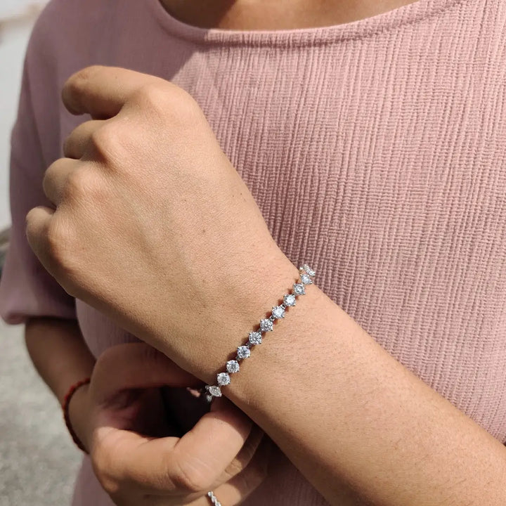 Moissanite 27.47 CT Round Diamond Handmate Bracelet Jewel Carts