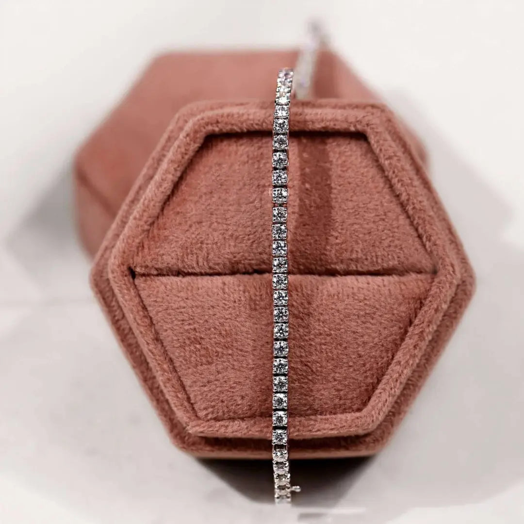 Moissanite 29.32 CT Round Diamond Gothic Bracelet Jewel Carts