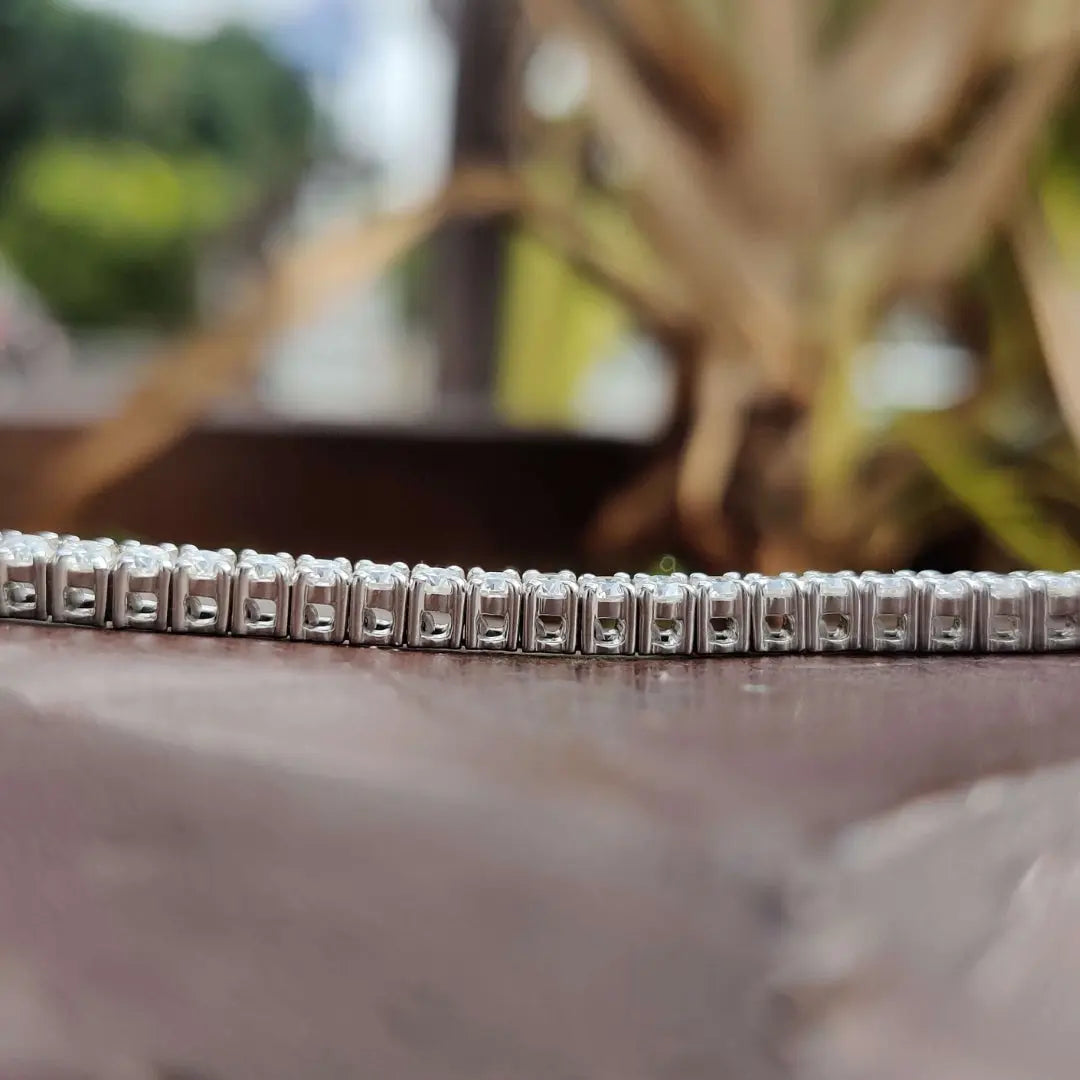 Moissanite 29.32 CT Round Diamond Gothic Bracelet Jewel Carts