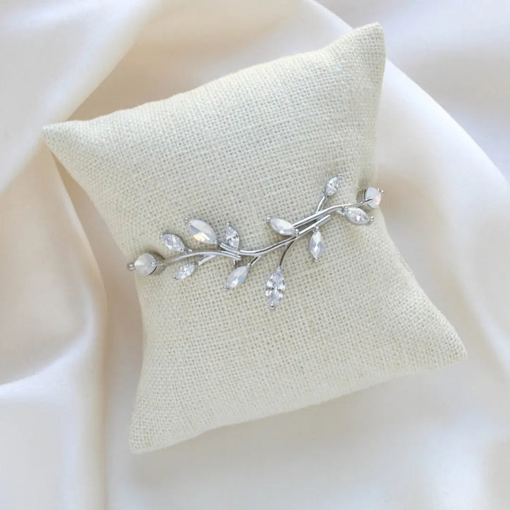 Moissanite 12.00 CT Marquise Diamond Minimalist Bracelet Jewel Carts