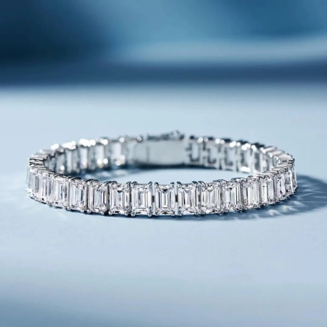 Moissanite 9.45 CT Emerald Diamond Avant Garde Bracelet Jewel Carts