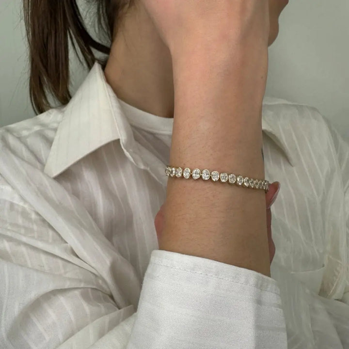 Moissanite 8.75 CT Oval Diamond Mid-Century Bracelet Jewel Carts