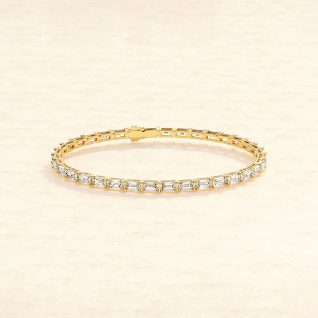 Moissanite 9.00 CT Emerald Diamond Art Nouveau Bracelet Jewel Carts