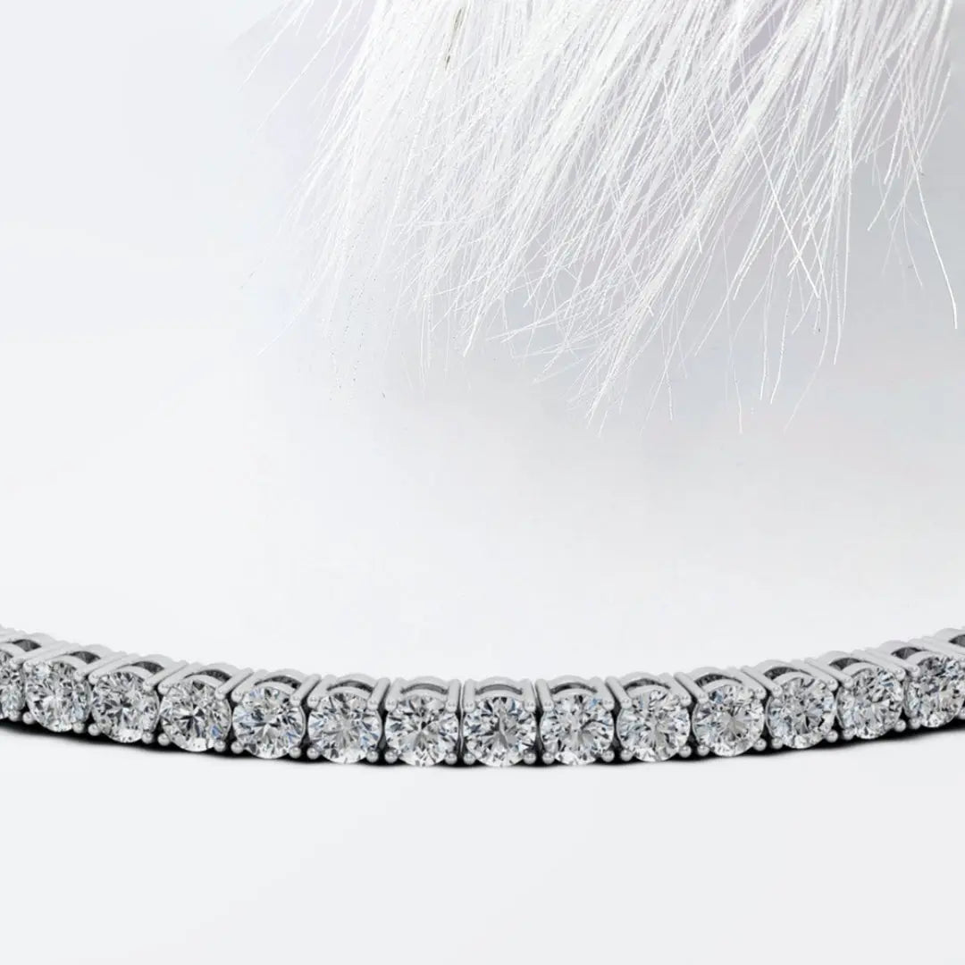 Moissanite 7.87 CT Round Diamond Minimalist Bracelet Jewel Carts