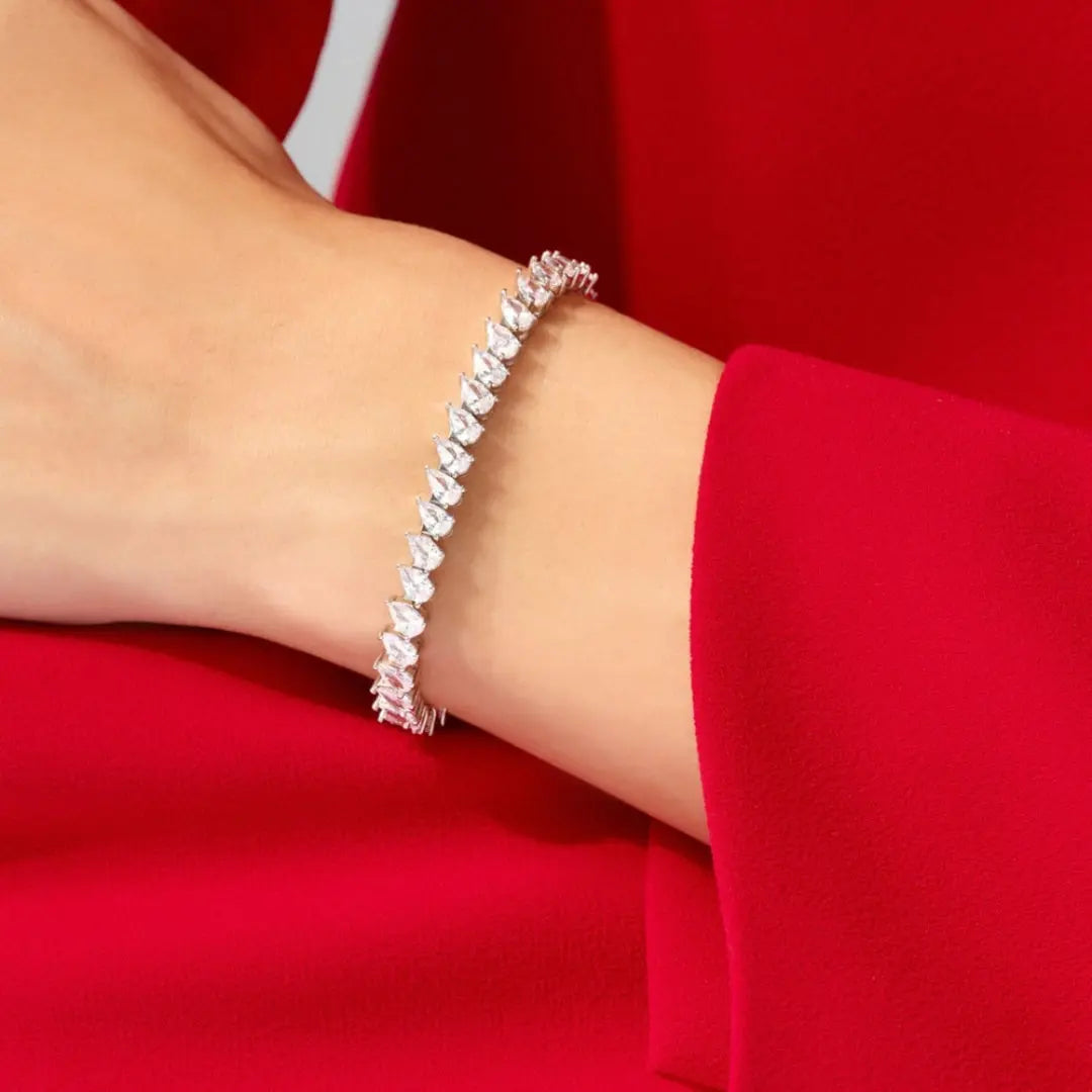 Moissanite 8.75 CT Pear Diamond Gothic Bracelet Jewel Carts