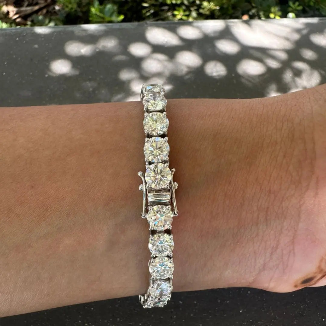 Moissanite 20.00 CT Round Diamond Mid-Century Bracelet Jewel Carts