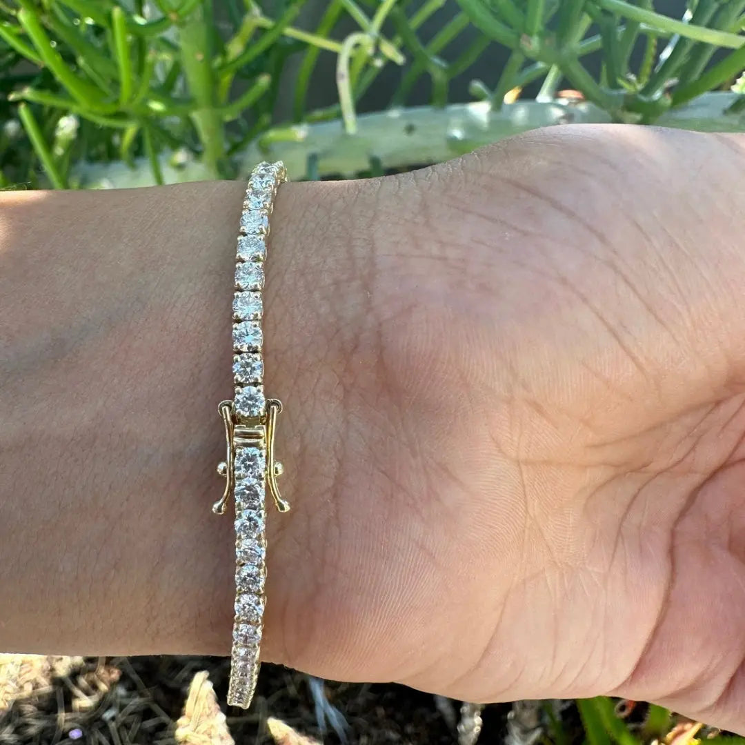 Moissanite 5.00 CT Round Diamond Mid-Century Bracelet Jewel Carts