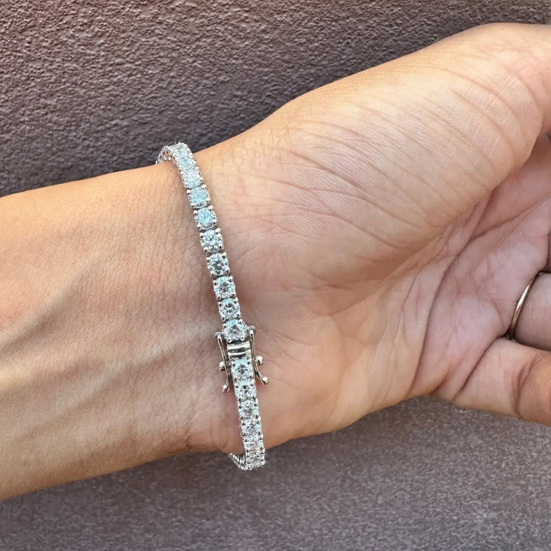 Moissanite 7.00 CT Round Diamond Minimalist Bracelet Jewel Carts