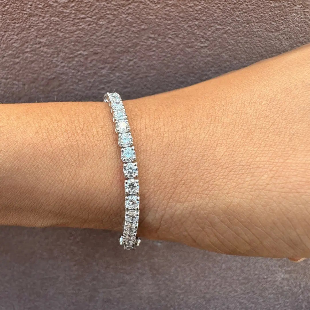 Moissanite 7.00 CT Round Diamond Minimalist Bracelet Jewel Carts