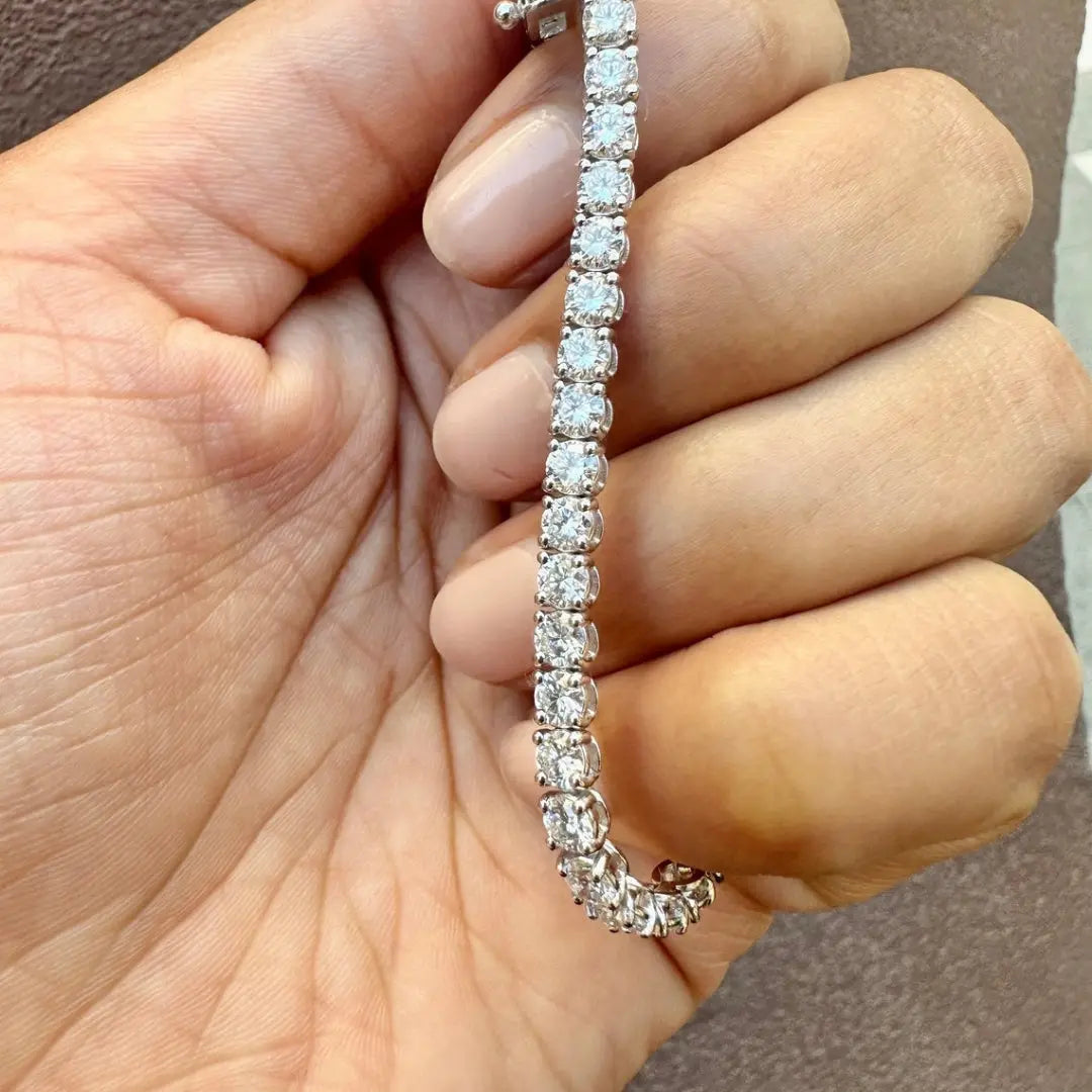 Moissanite 7.00 CT Round Diamond Minimalist Bracelet Jewel Carts