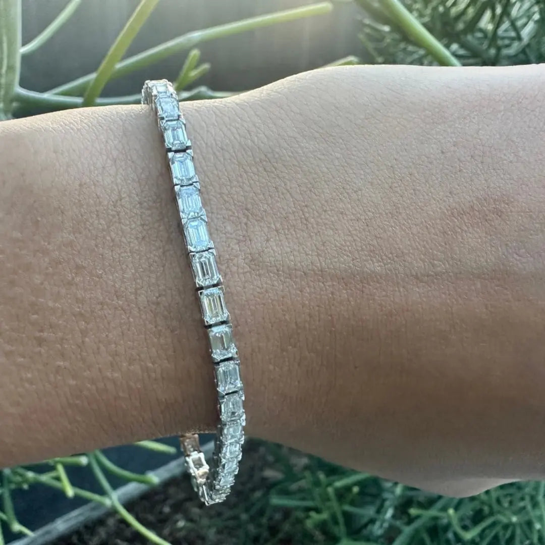 Moissanite 8.00 CT Emerald Diamond Boho & Hippie Bracelet Jewel Carts