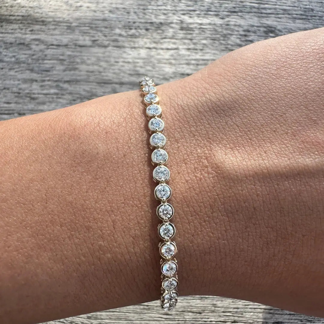 Moissanite 8.40 CT Round Diamond Brutalist Bracelet Jewel Carts