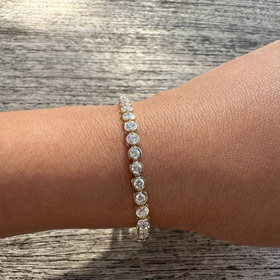 Moissanite 8.40 CT Round Diamond Brutalist Bracelet Jewel Carts