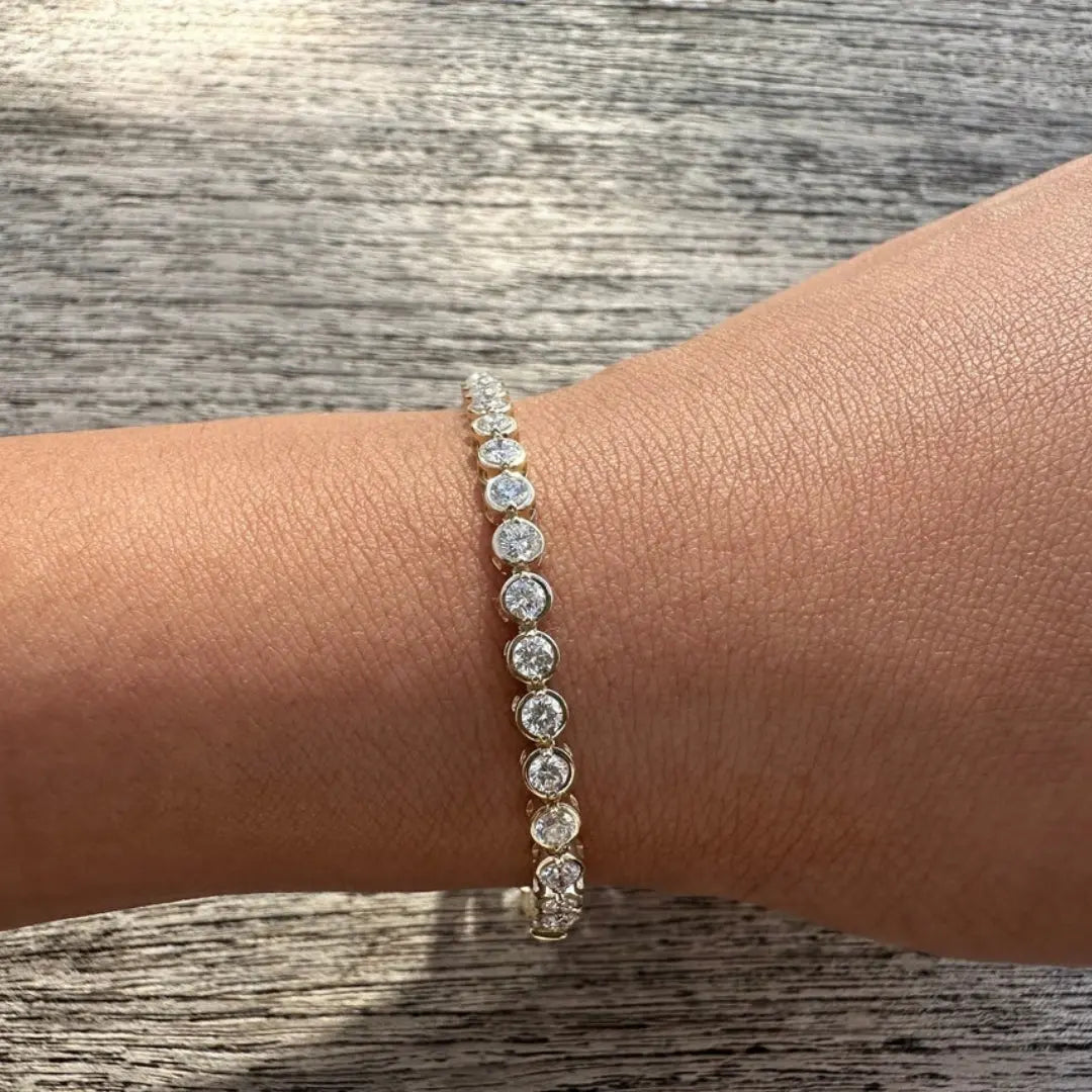 Moissanite 8.40 CT Round Diamond Brutalist Bracelet Jewel Carts