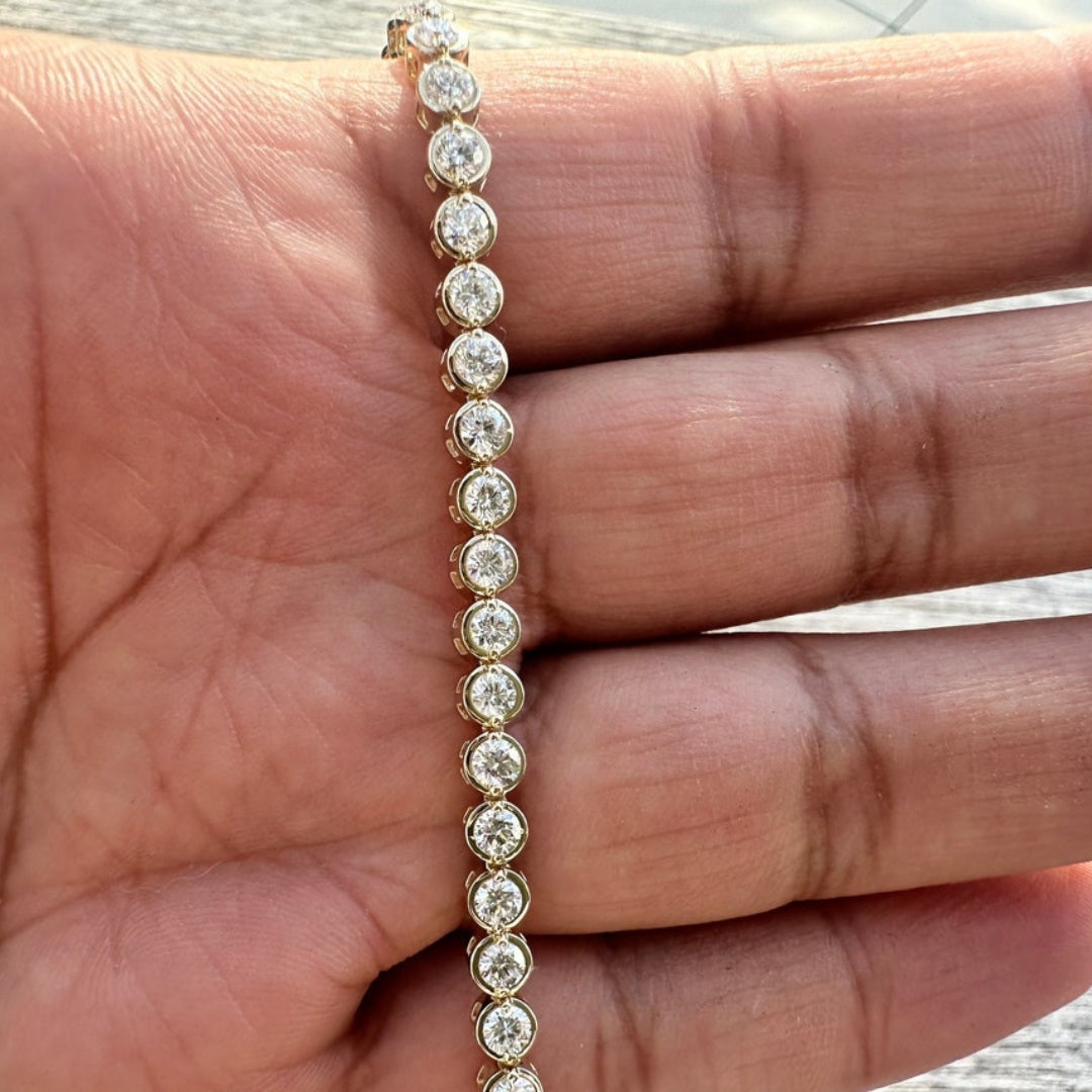Moissanite 8.40 CT Round Diamond Brutalist Bracelet Jewel Carts