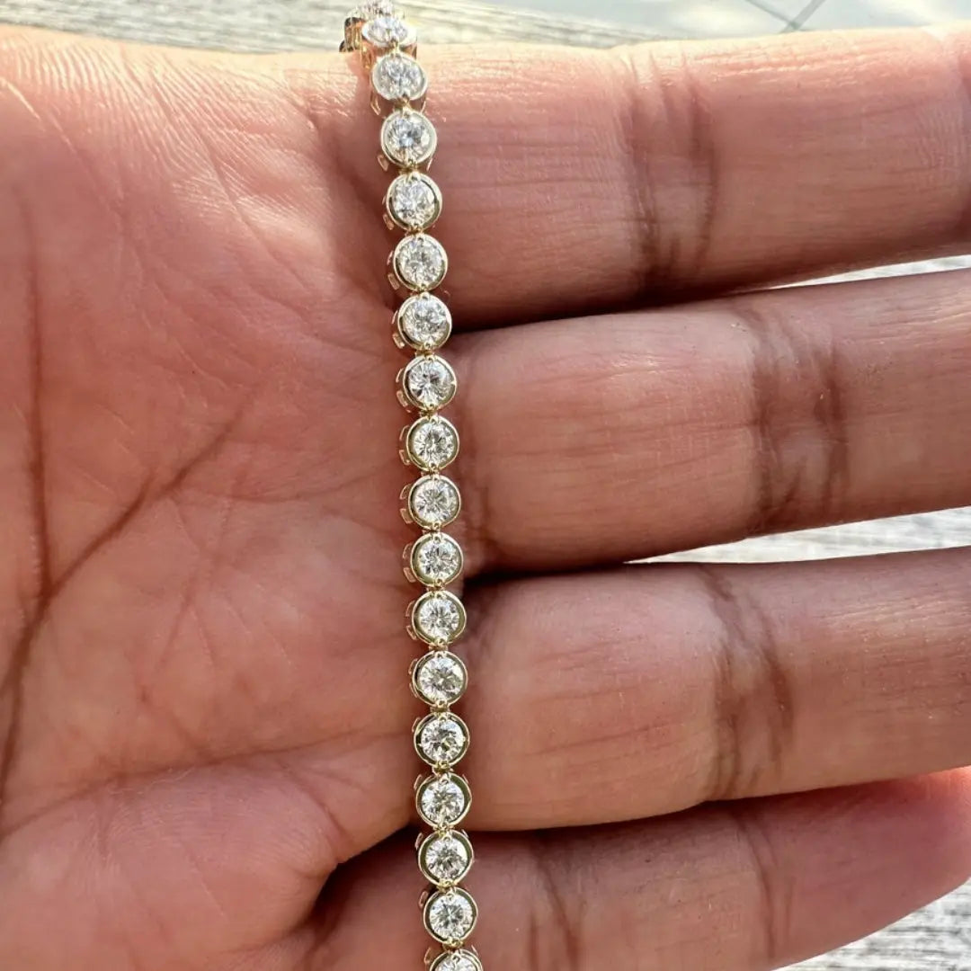 Moissanite 8.40 CT Round Diamond Brutalist Bracelet Jewel Carts