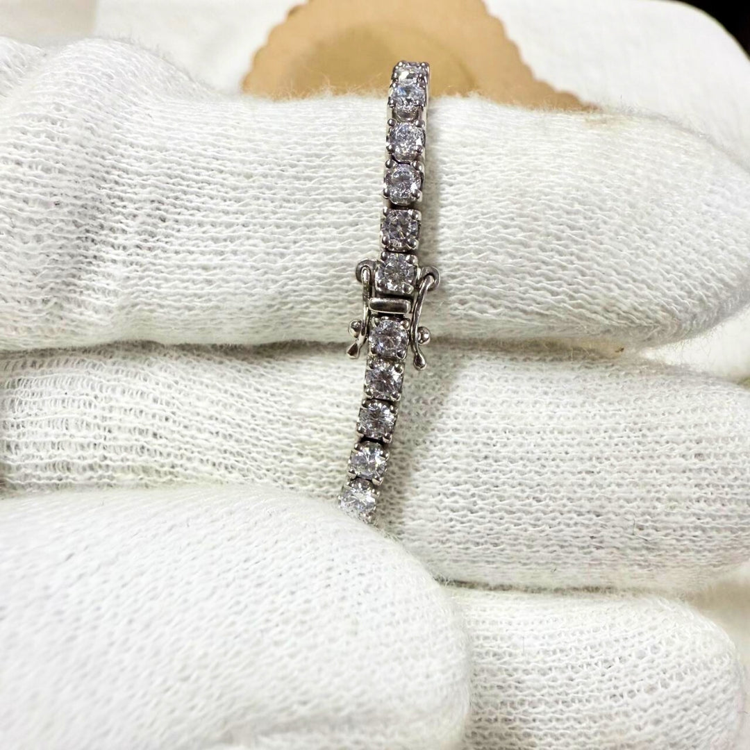 Lustrous 3.75 CT Round Diamond Tennis Bracelet