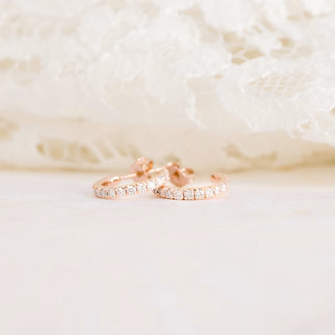 Galleria Round Cut Diamond Hoop Earring