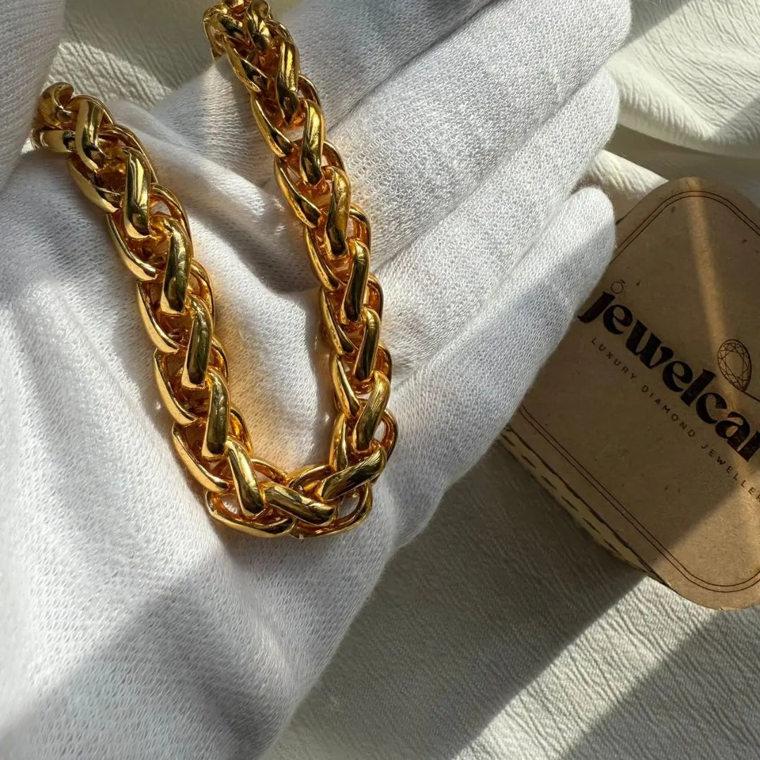 Luxe Weave: Bold Gold Chain Necklace Jewel Carts