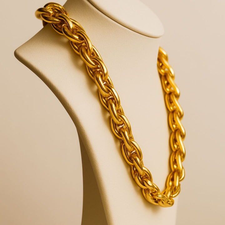 Luxe Weave: Bold Gold Chain Necklace