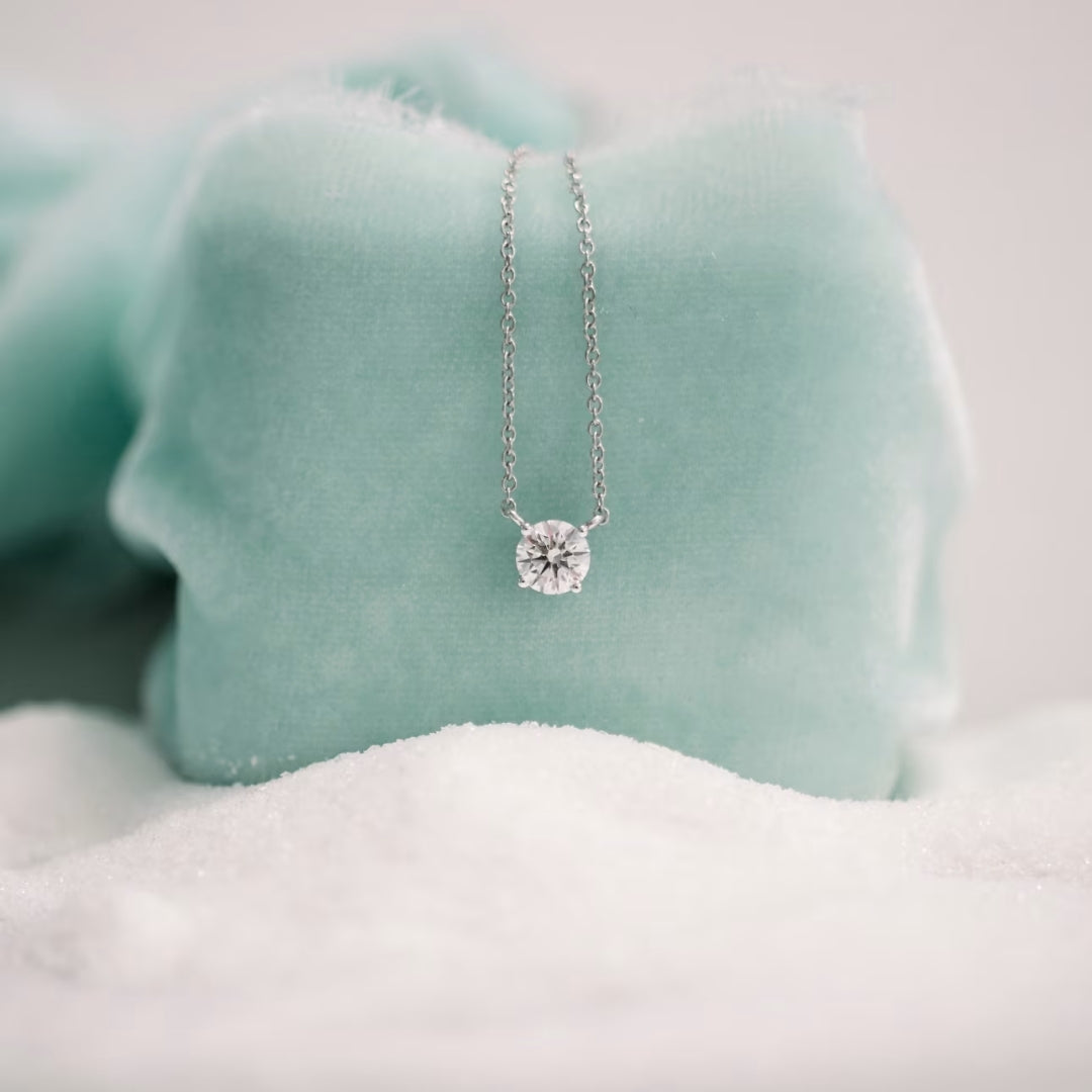 Fastidious Round Cut Diamond Necklace Jewel Carts