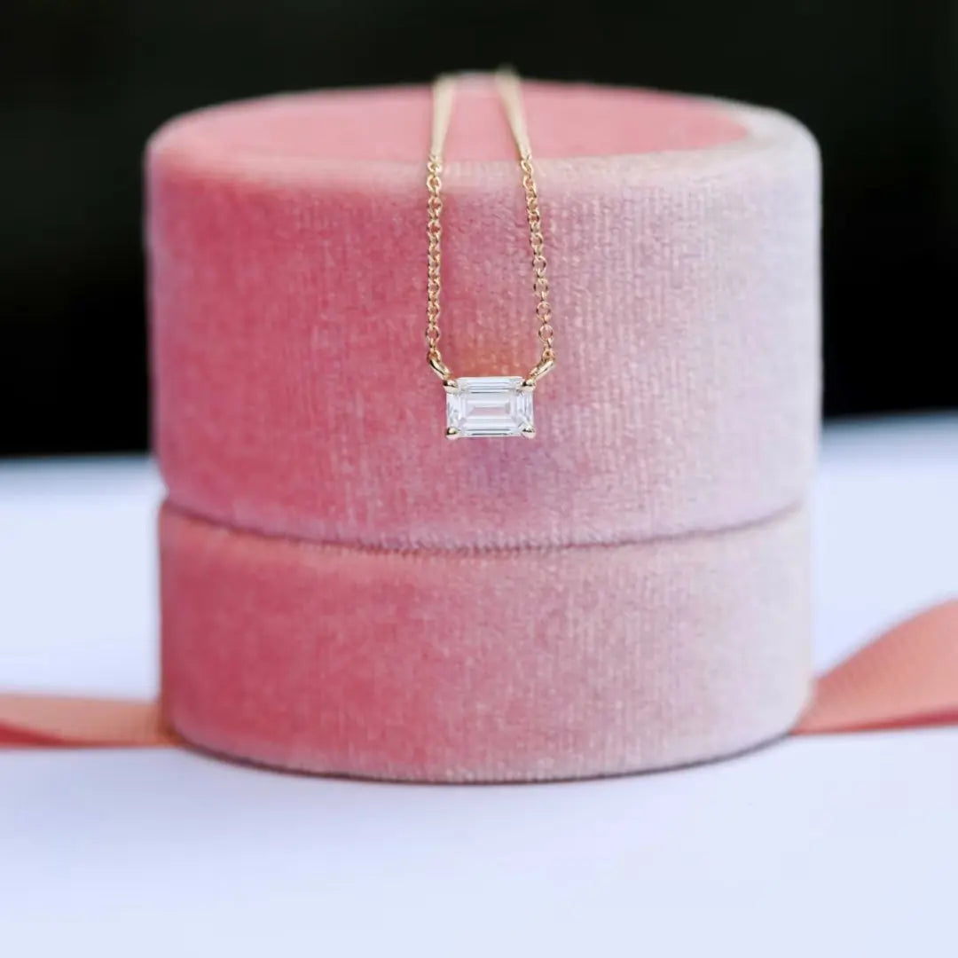 Rich Emerald Cut Diamond Necklace Jewel Carts