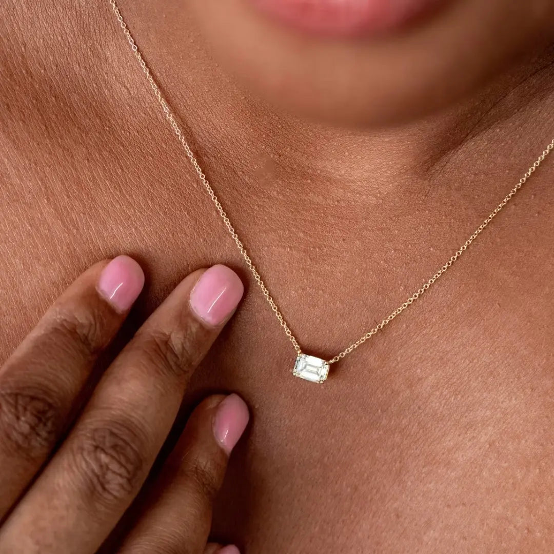 Rich Emerald Cut Diamond Necklace Jewel Carts
