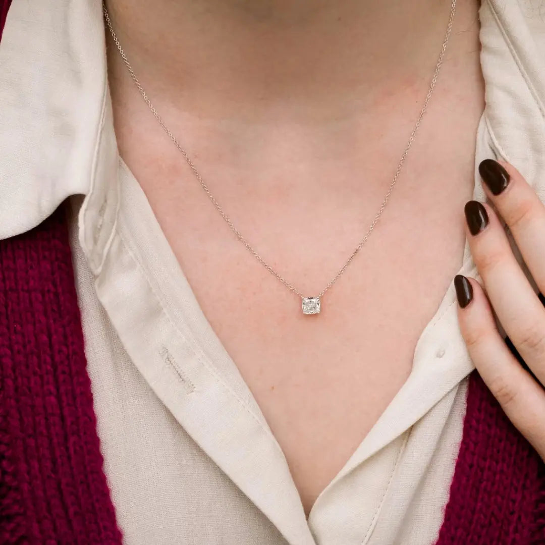Daintiness Cushion Cut Diamond Necklace Jewel Carts