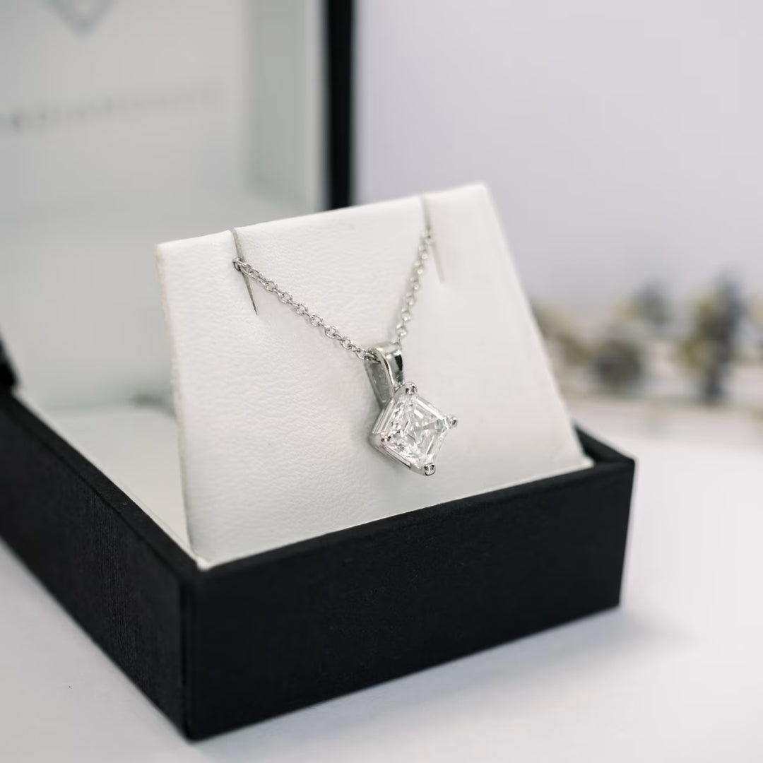 Blooming Asscher Cut Diamond Necklace Jewel Carts