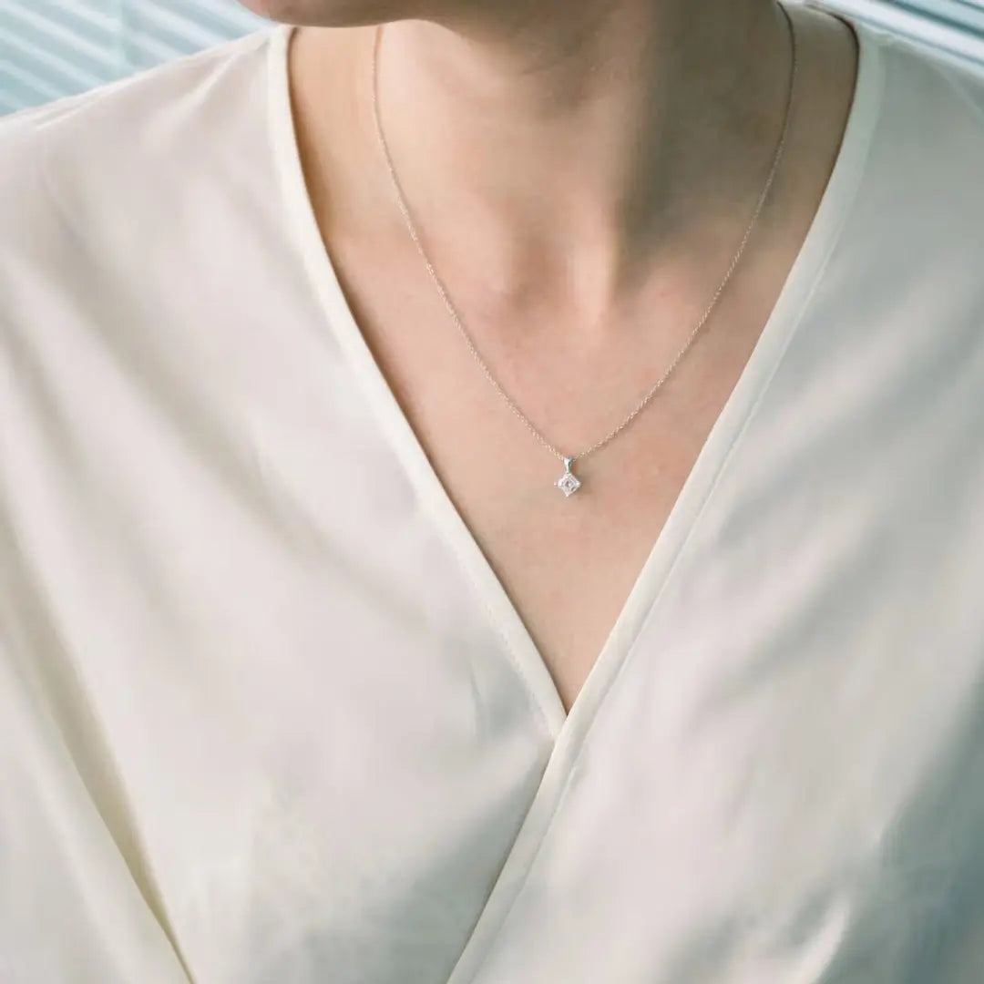 Blooming Asscher Cut Diamond Necklace Jewel Carts