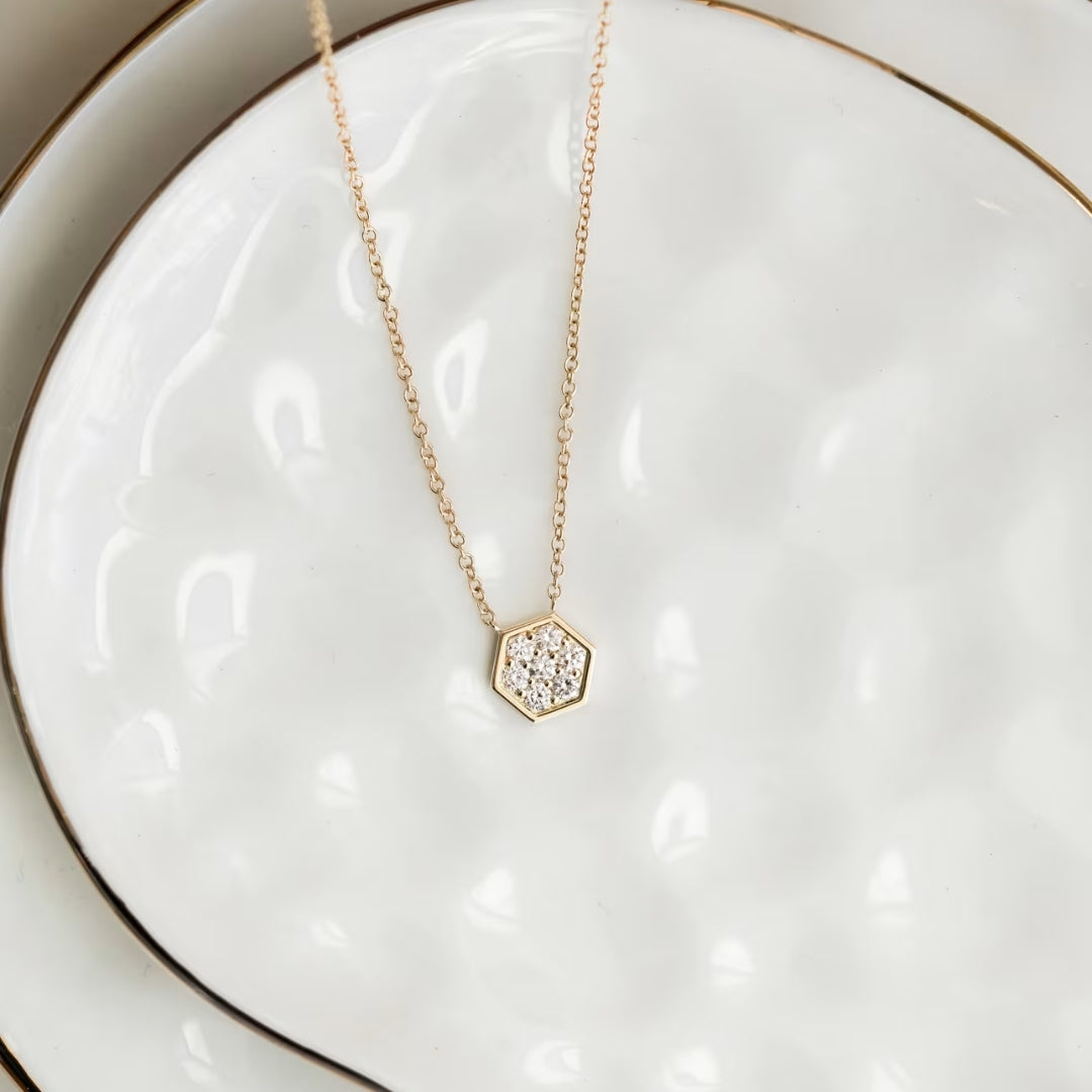 Suitable Round Cut Diamond Necklace Jewel Carts