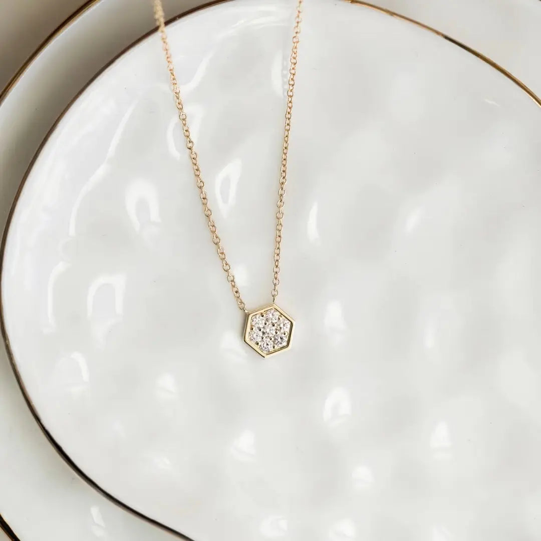 Suitable Round Cut Diamond Necklace Jewel Carts