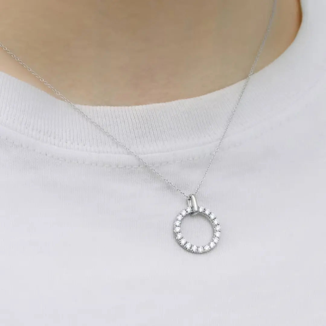 Fantastically Round Cut Diamond Necklace Jewel Carts