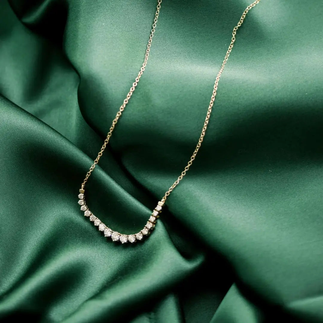 Illumine Round Cut Diamond Necklace Jewel Carts